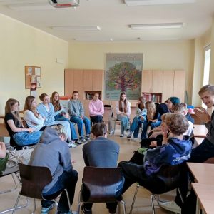 Garkalnes pamatskolas jaunieši iepazīst jauniešu iespējas